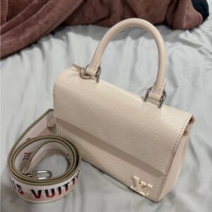 Louis Vuitton Mini Cluny
